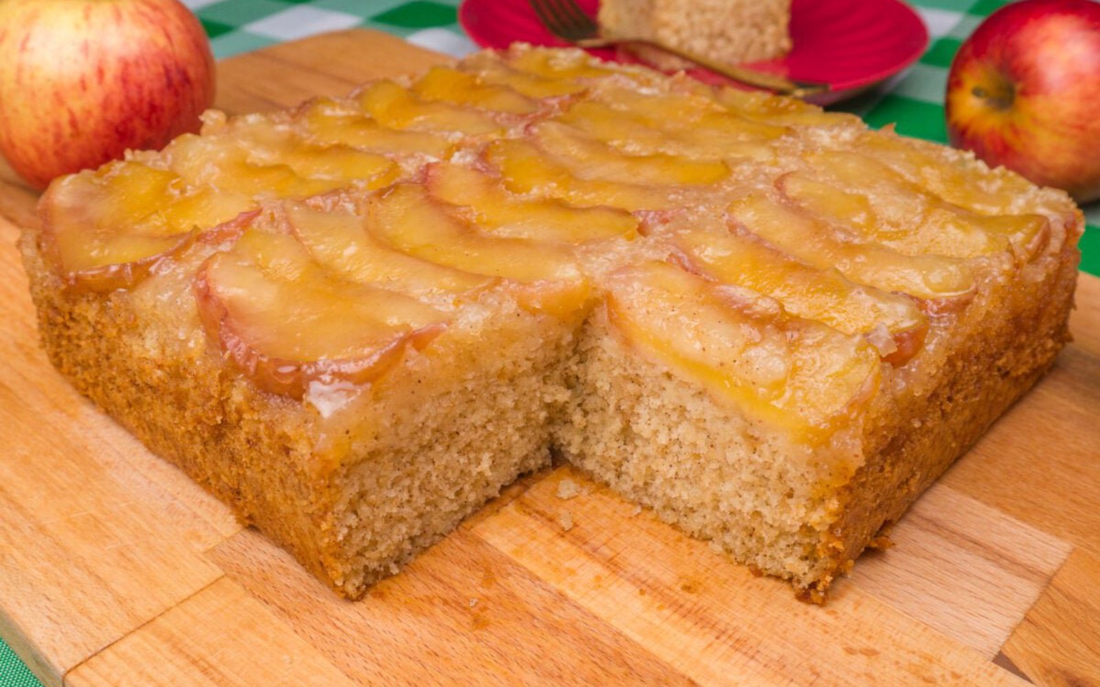Bolo de Maçã Invertido