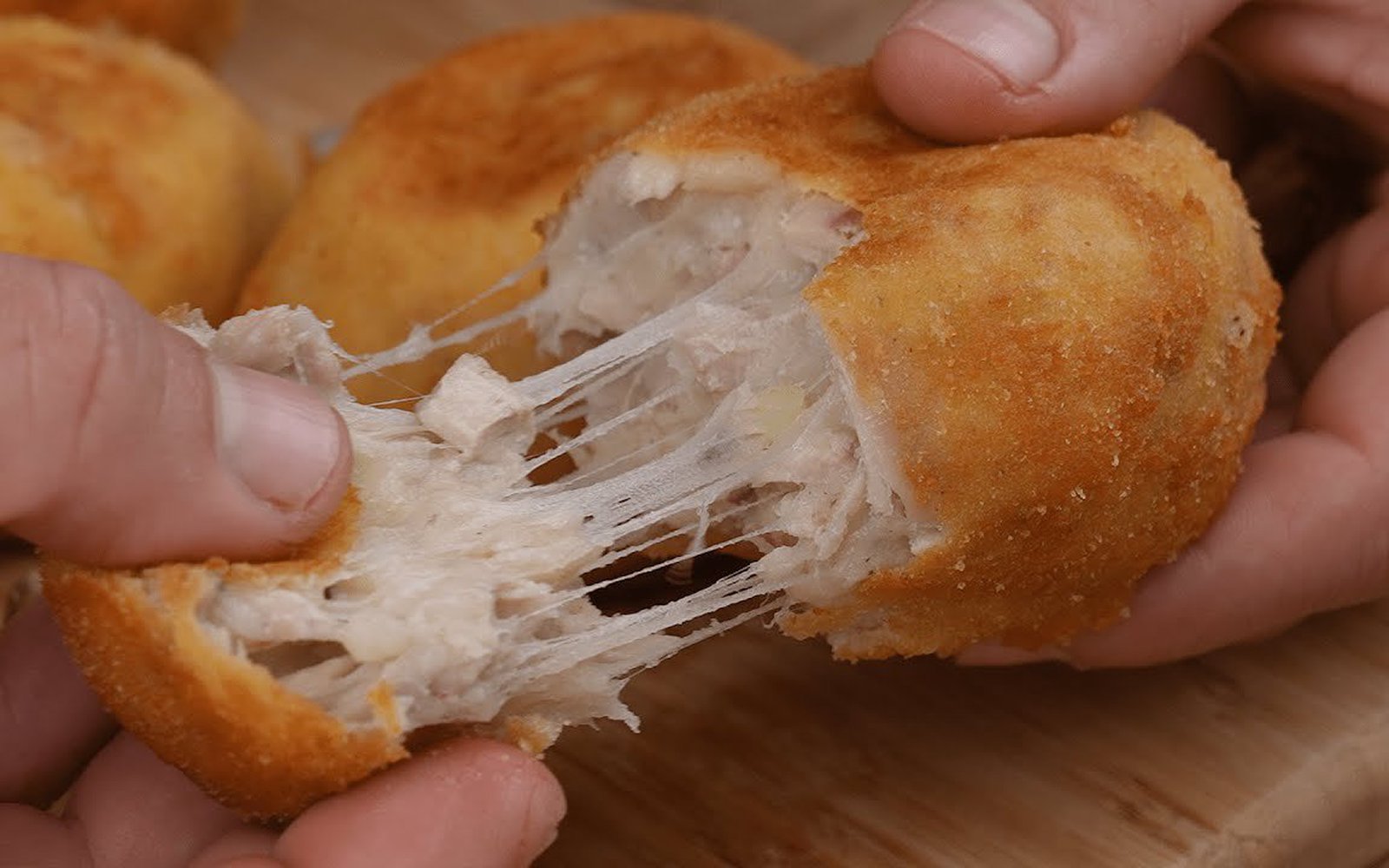 Coxas de Frango Empanadas no Osso
