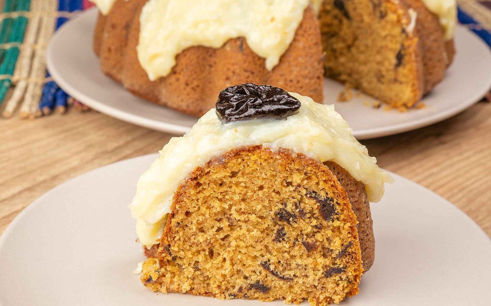 Bolo de Ameixa com Beijinho
