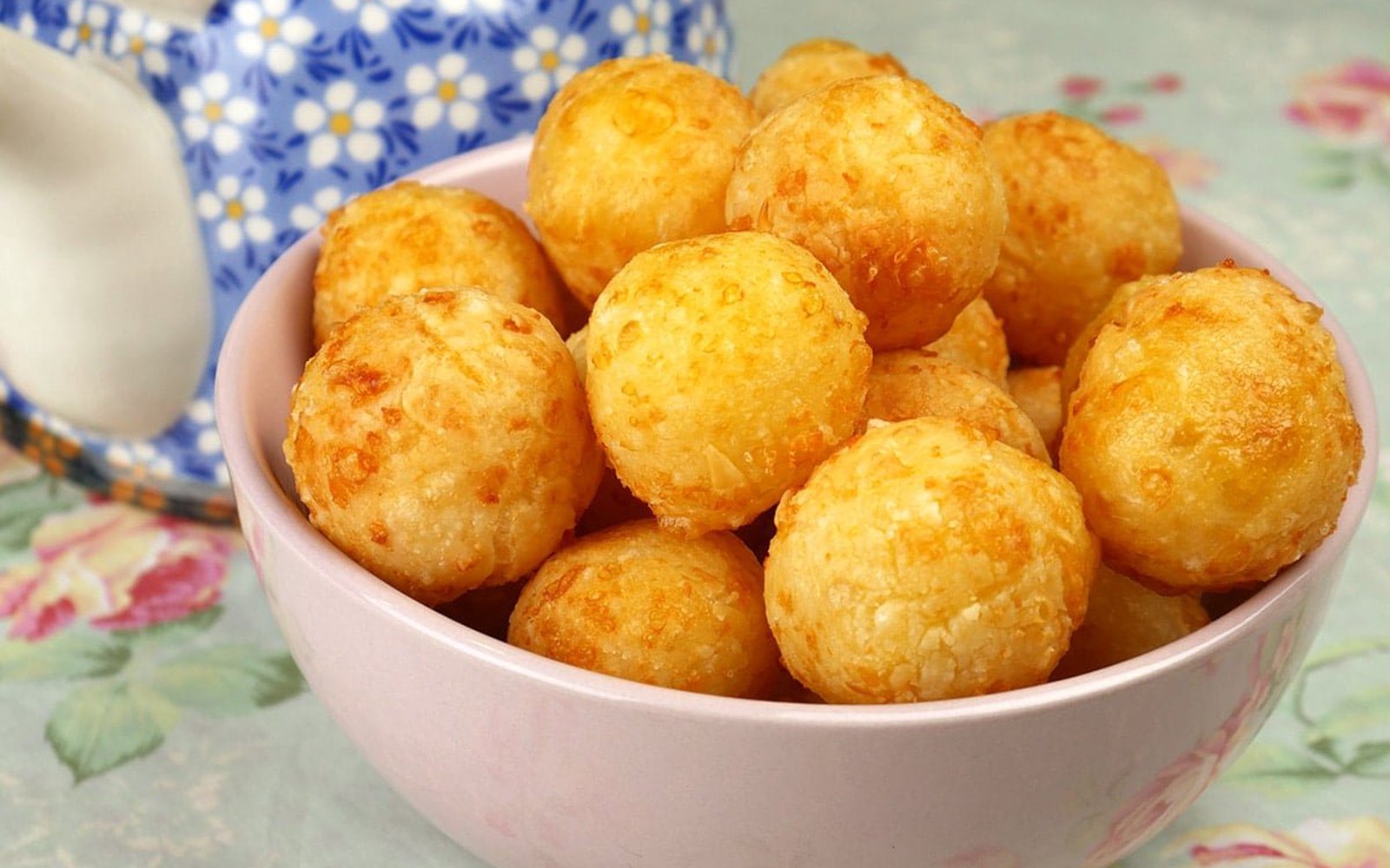 Pão de Queijo Frito