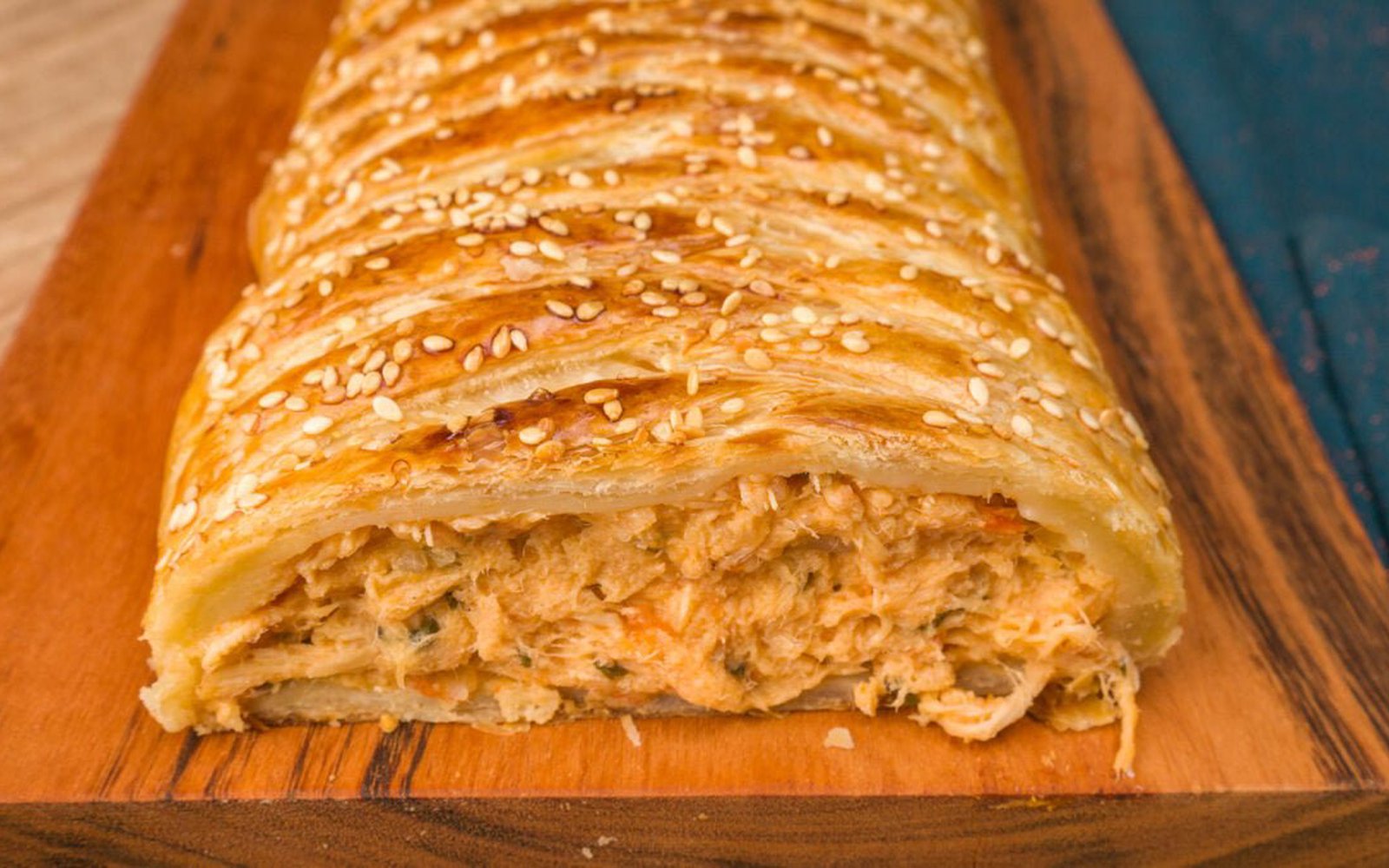 Folhado de Frango Cremoso