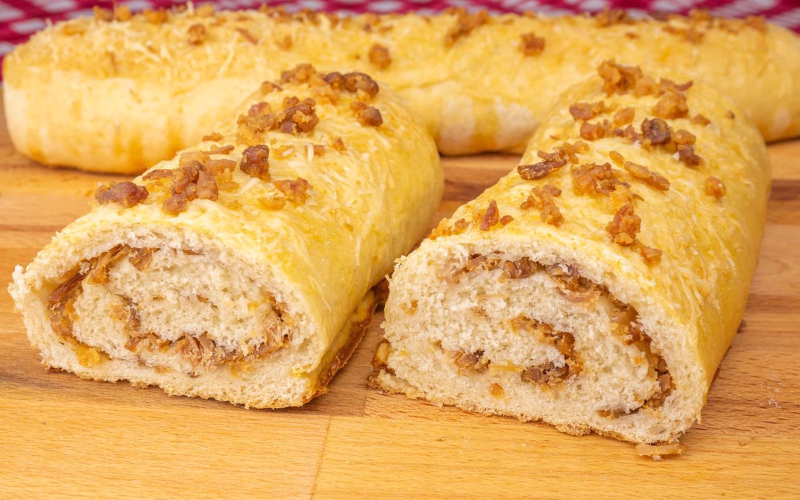 Pão de Torresmo