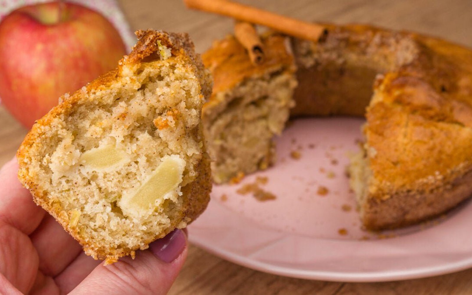 Bolo de Maçã na Airfryer