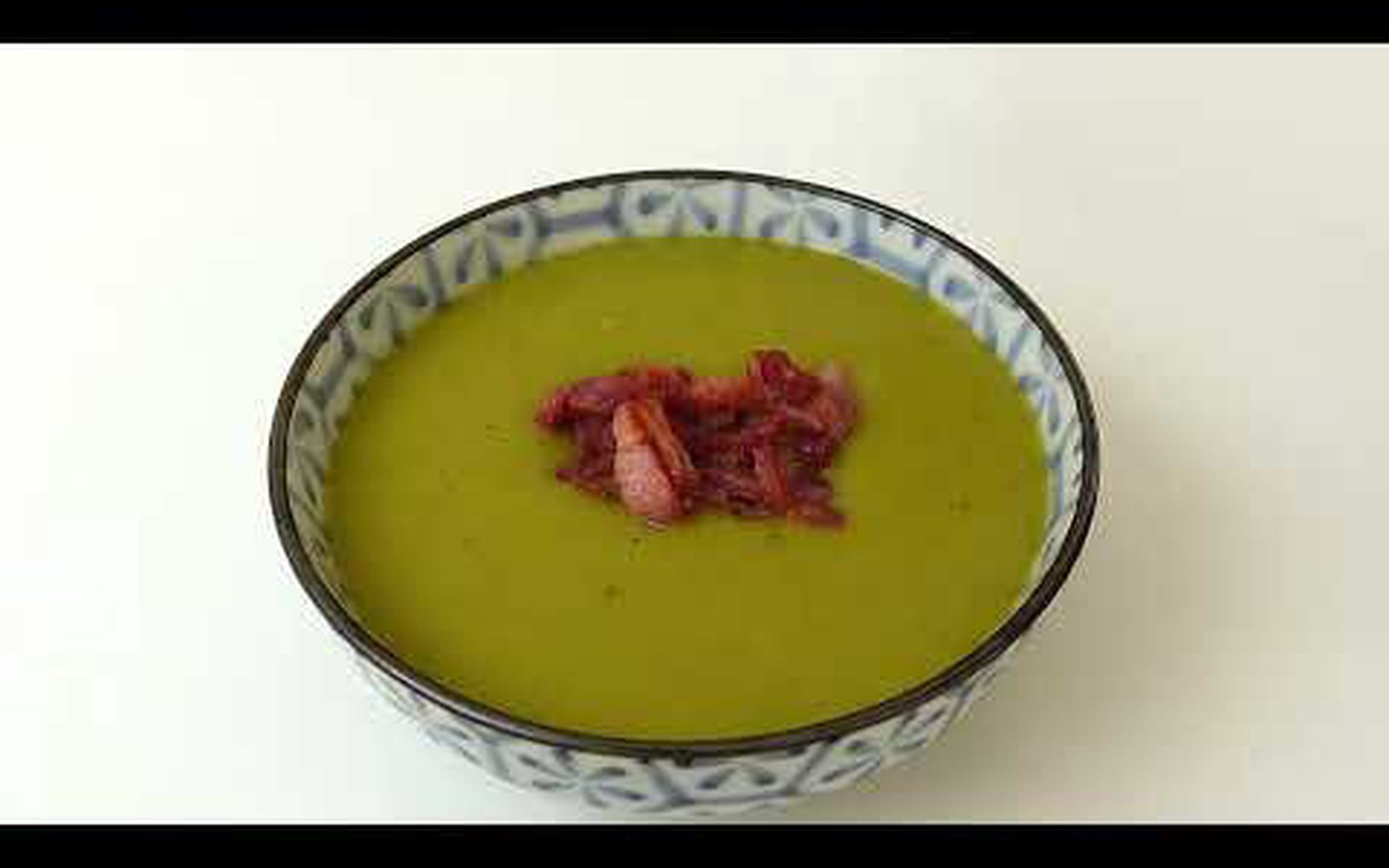 Sopa de Ervilhas com Bacon