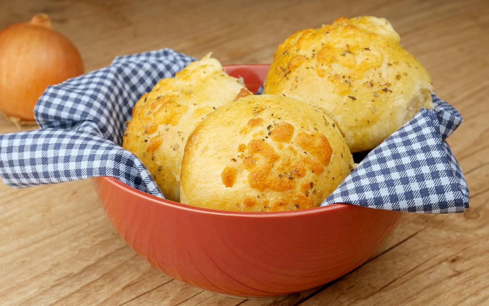 Pãozinho de Cebola Recheado com Queijo e Super Fofinho