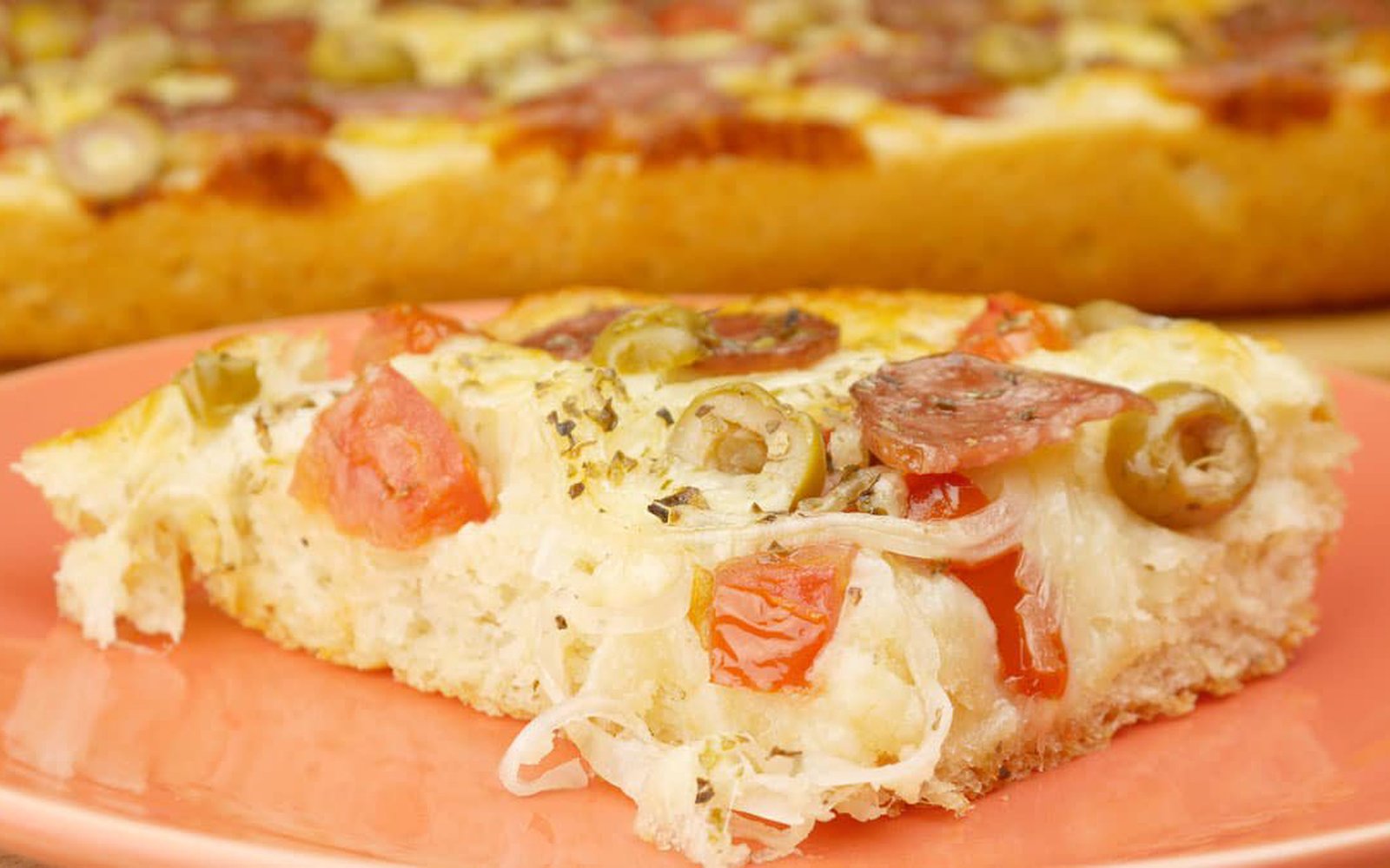 Pizza com Massa de Pão sem Sova