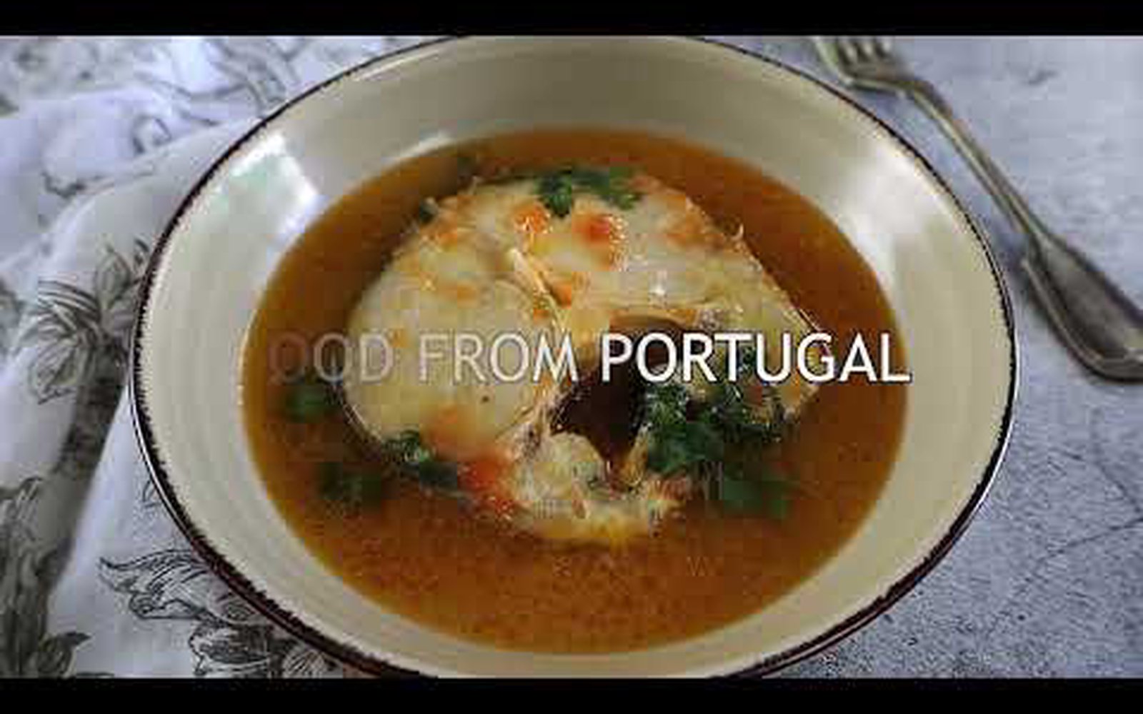 Peixe com Molho de Tomate