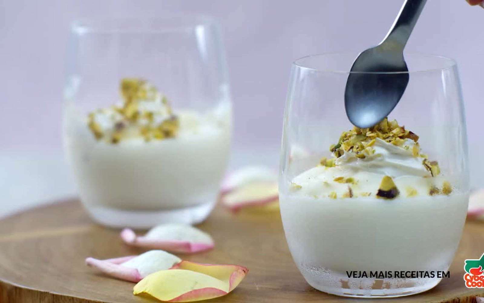 Receita de Pudim de Leite Árabe (Muhallaabieh)