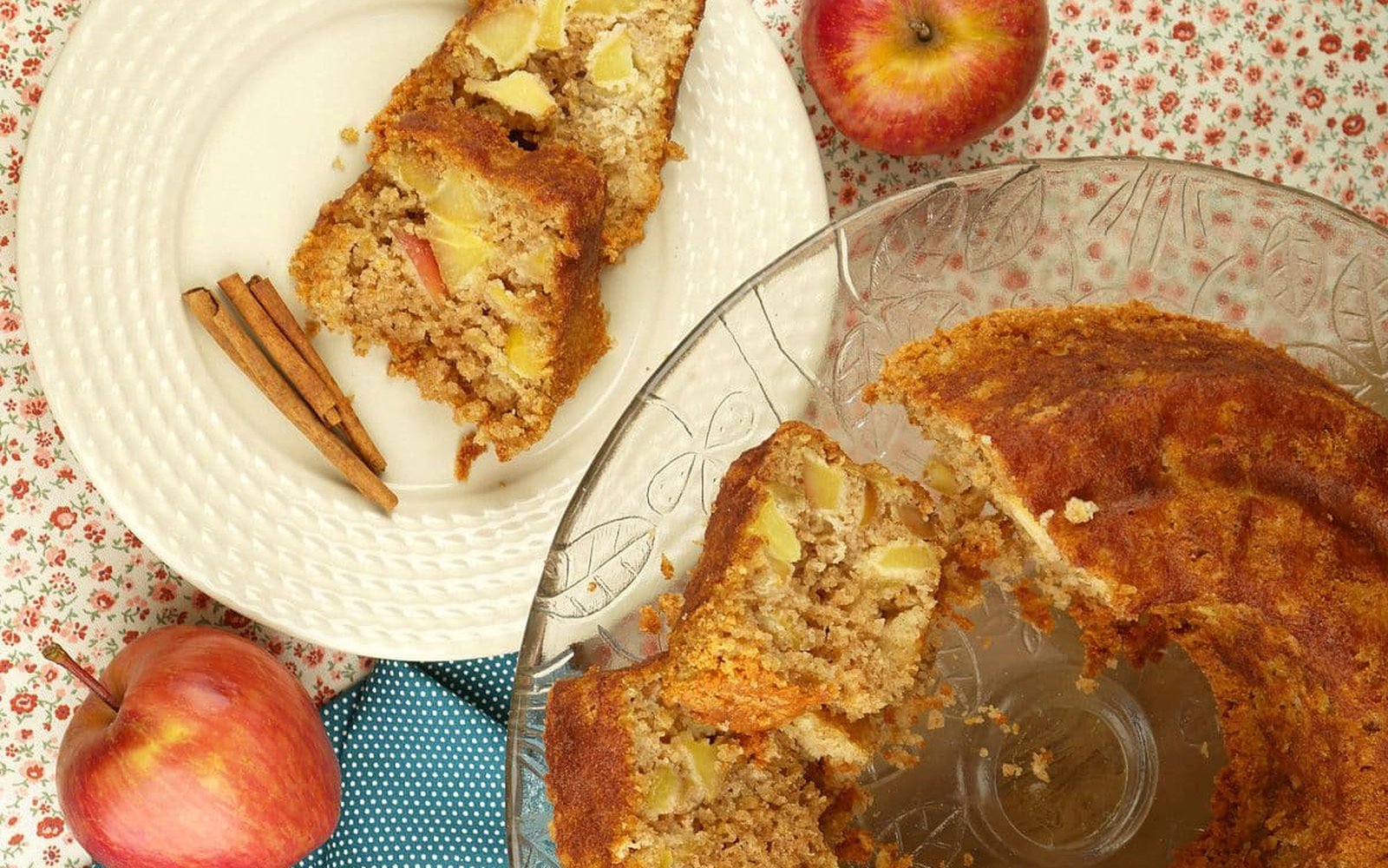 Bolo de Maçã, Aveia e Canela