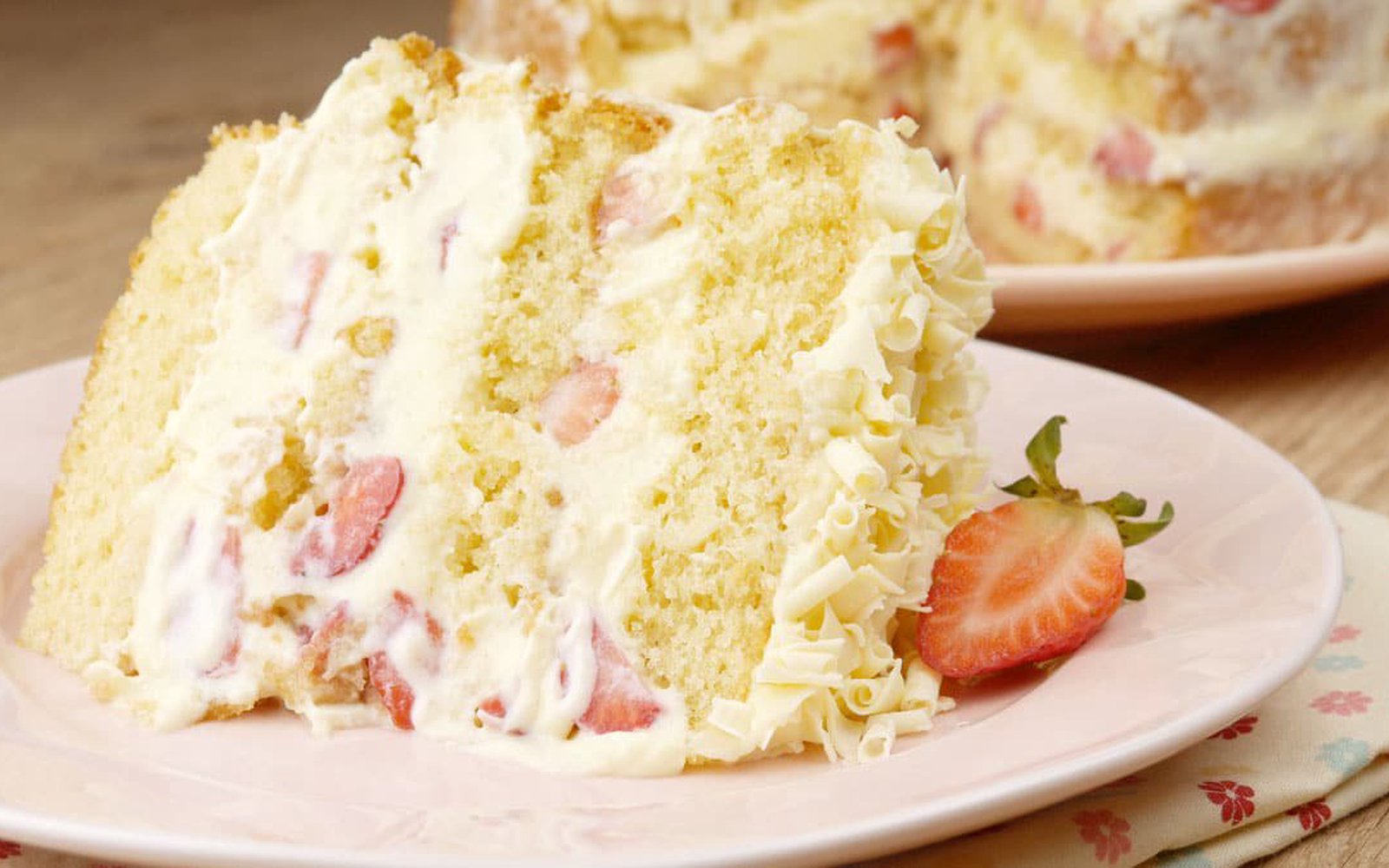Bolo Mousse de Leite Ninho