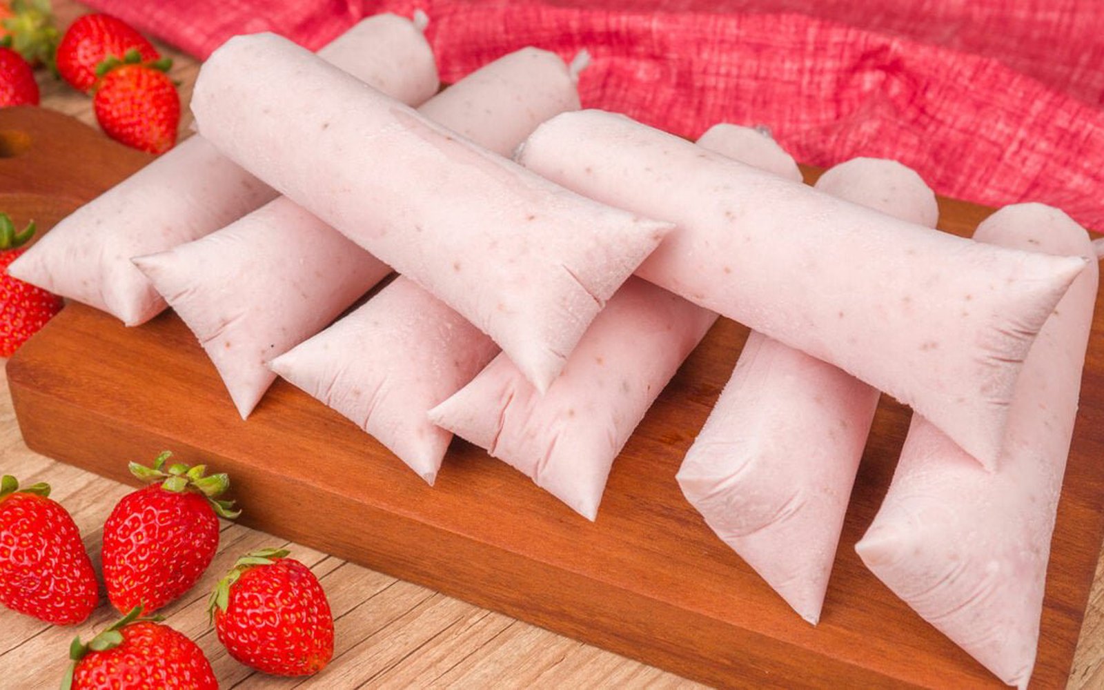 Geladinho Mousse de Morango