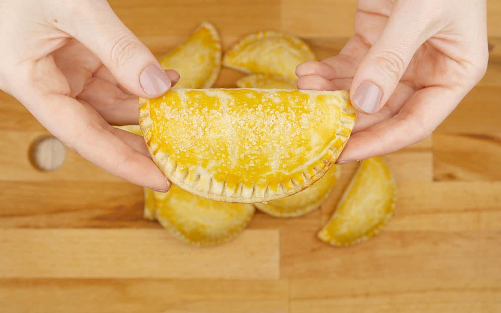Pastel de Forno Doce - Massa de 4 ingredientes Doce de Leite e Romeu e Julieta
