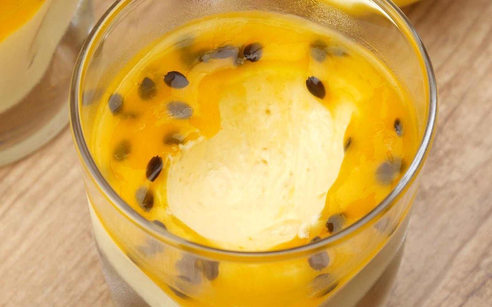 Mousse de Maracujá com 3 ingredientes