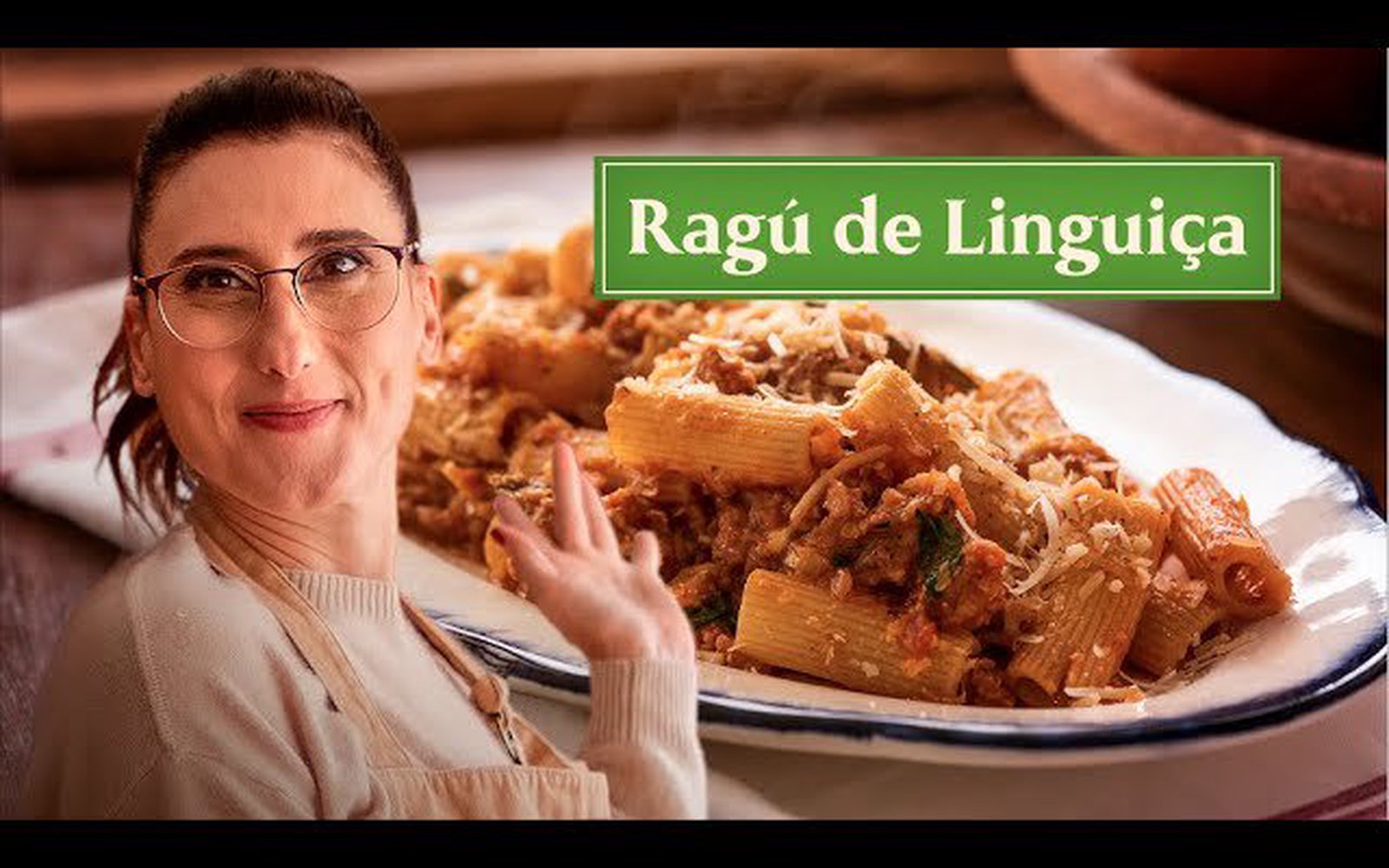 Rigatoni com Ragú de Linguiça de Porco