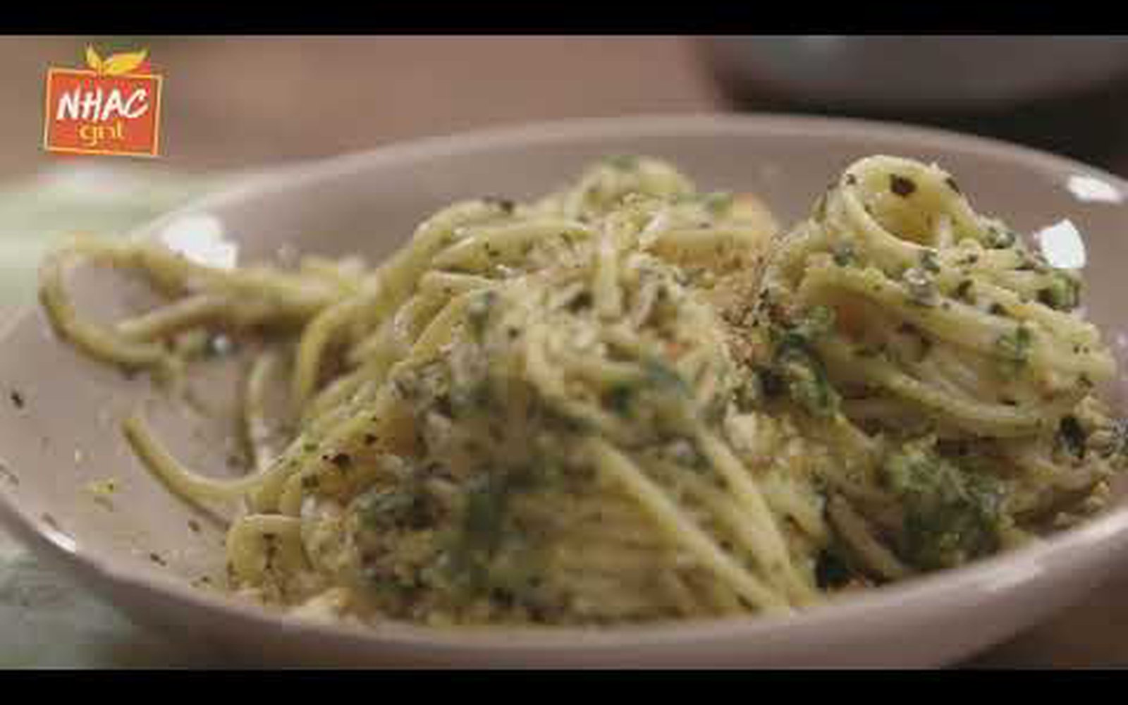 Espaguete com Molho Pesto