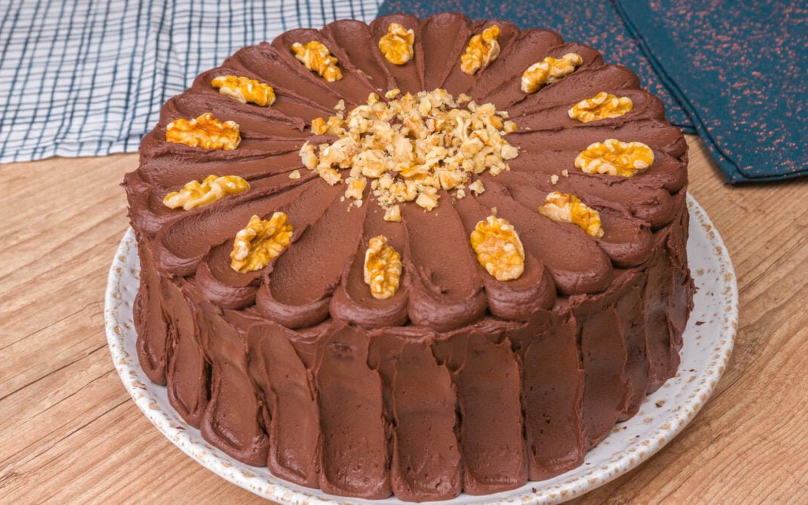Bolo de Chocolate com Nozes