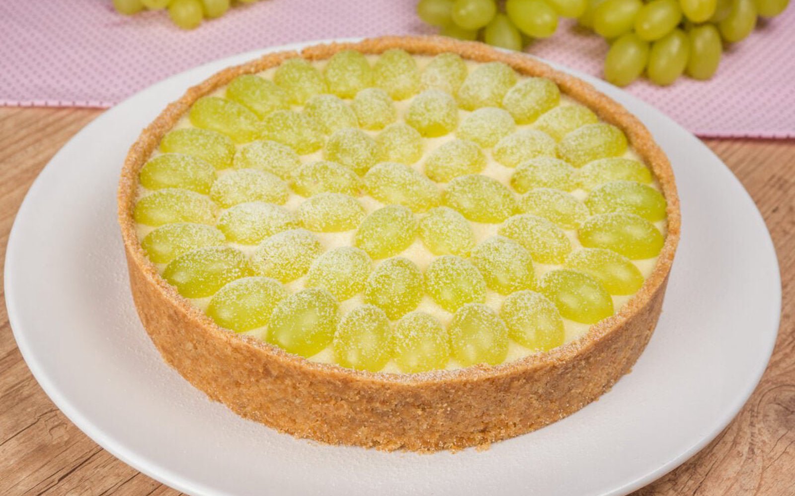 Torta de Leite Ninho com Uva
