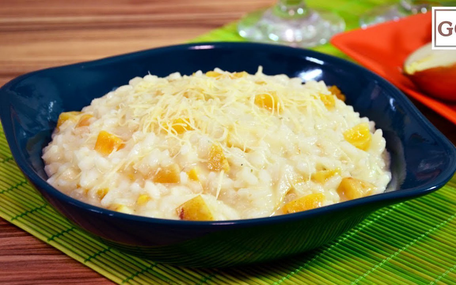Risoto de gorgonzola com pera e damasco