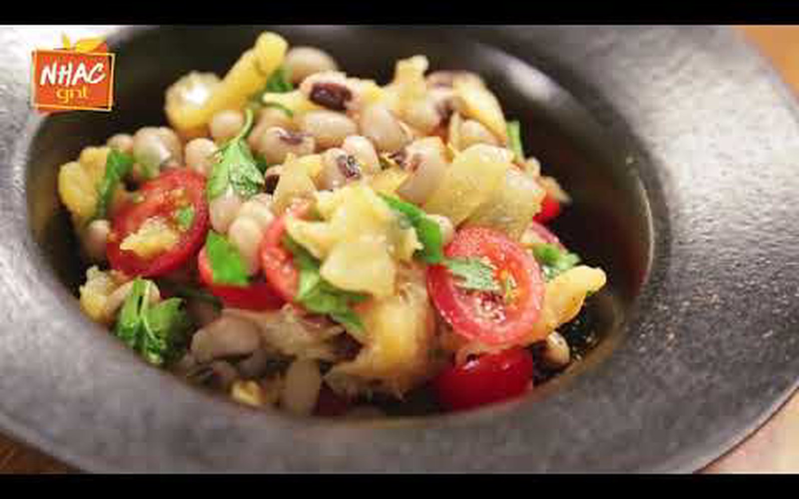 Salada de bacalhau com feijão fradinho