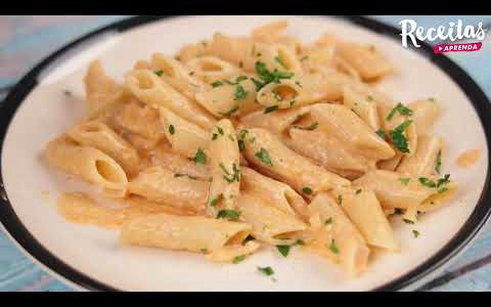 Macarrão ao Molho Branco Cremoso