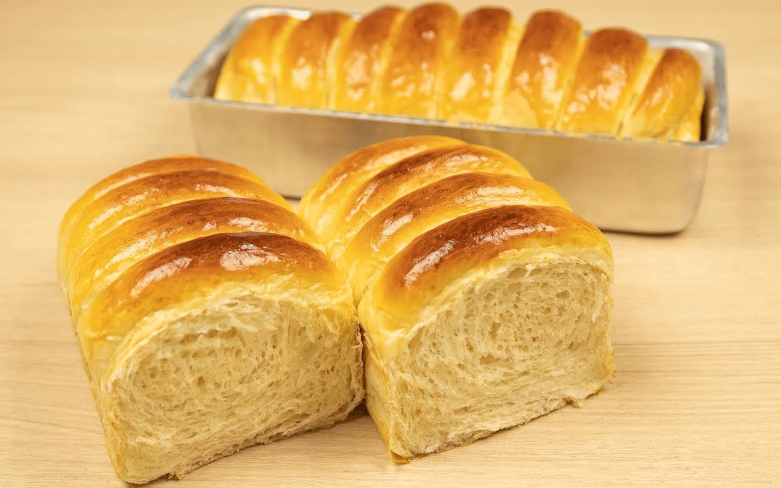 Pão que Já Sai do Forno Fatiado