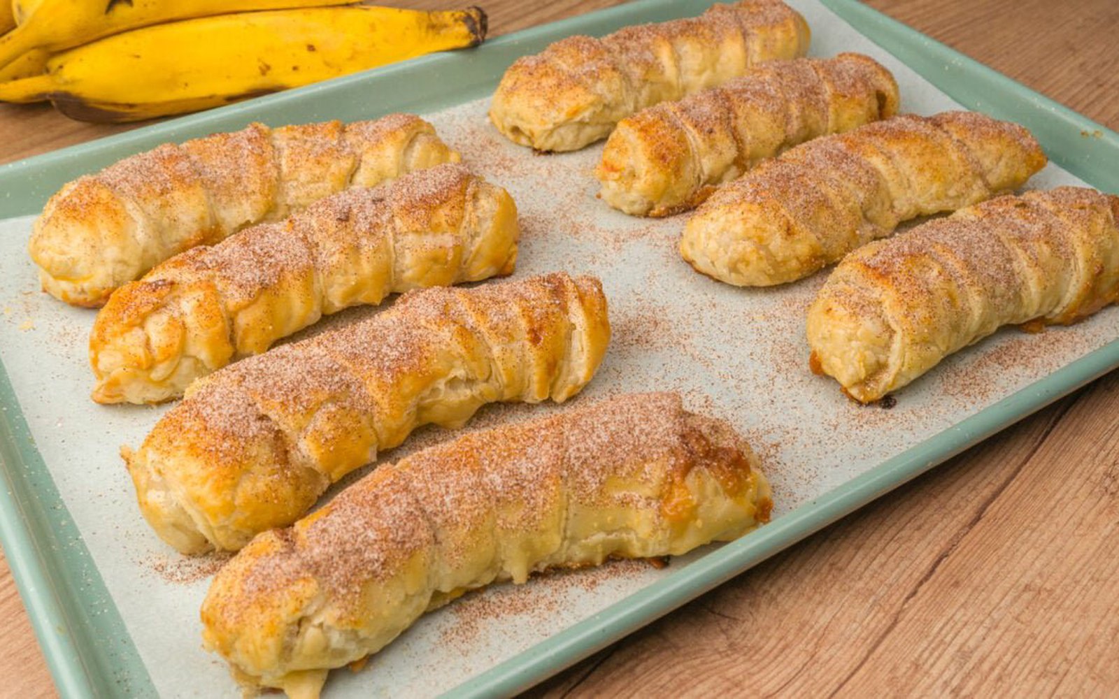 Banana Folhada com Doce de Leite
