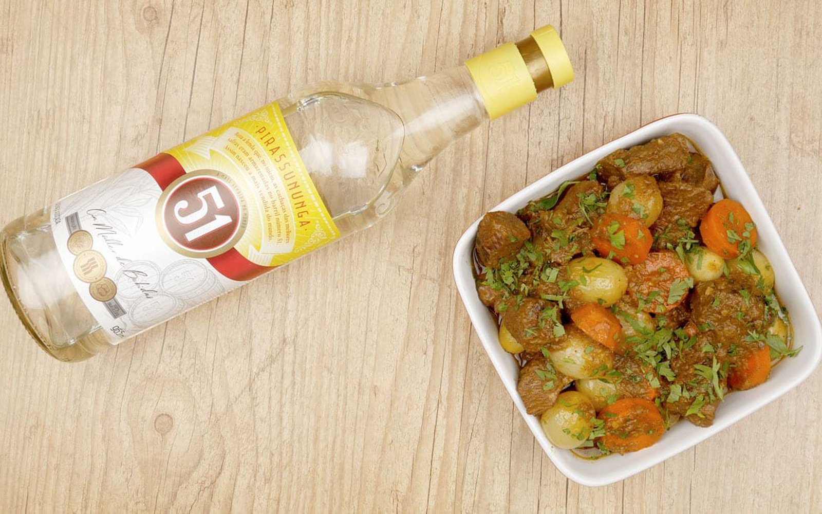 Carne de Panela de Pressão com Cachaça 51