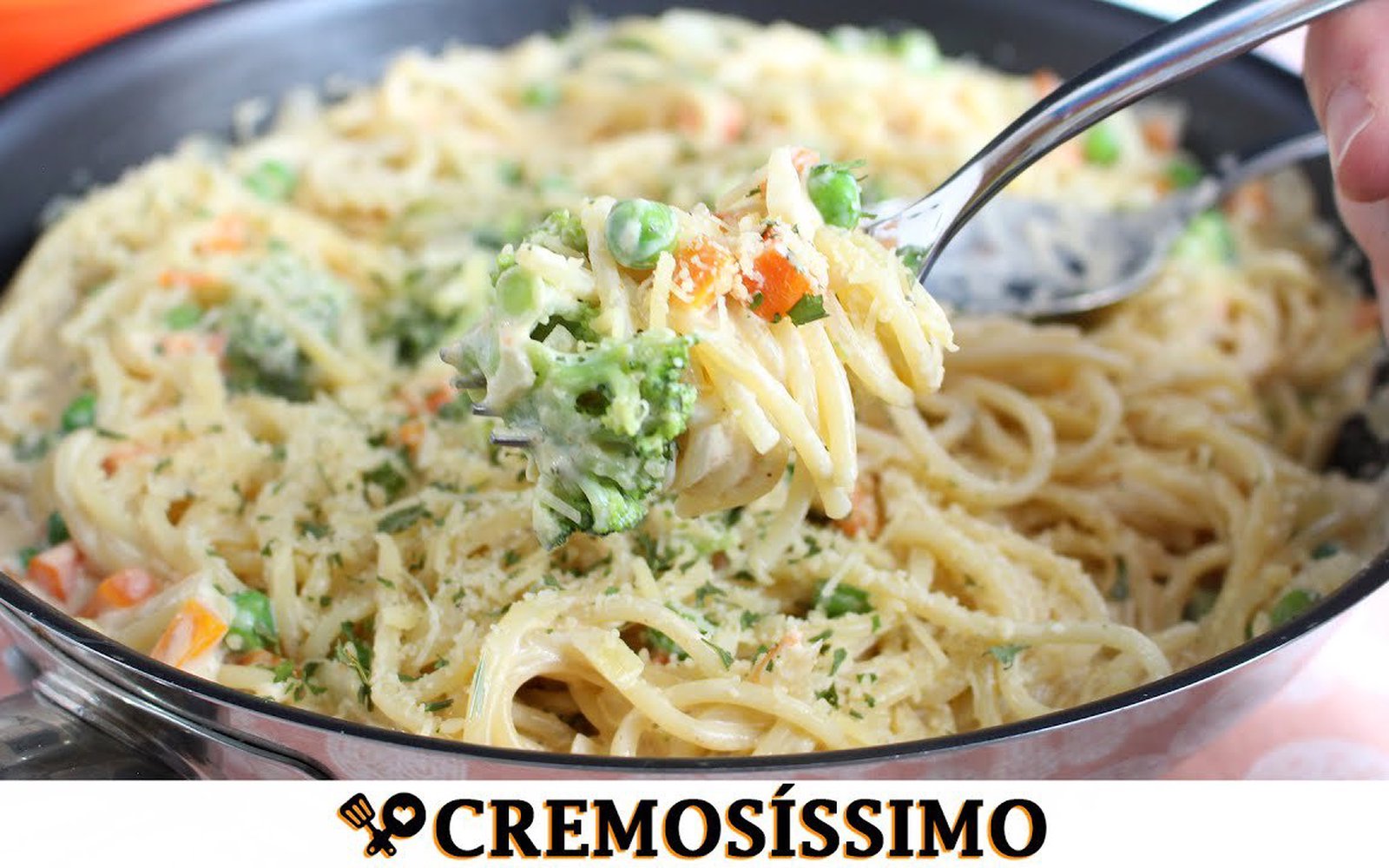 Macarrão Cremoso com Vegetais