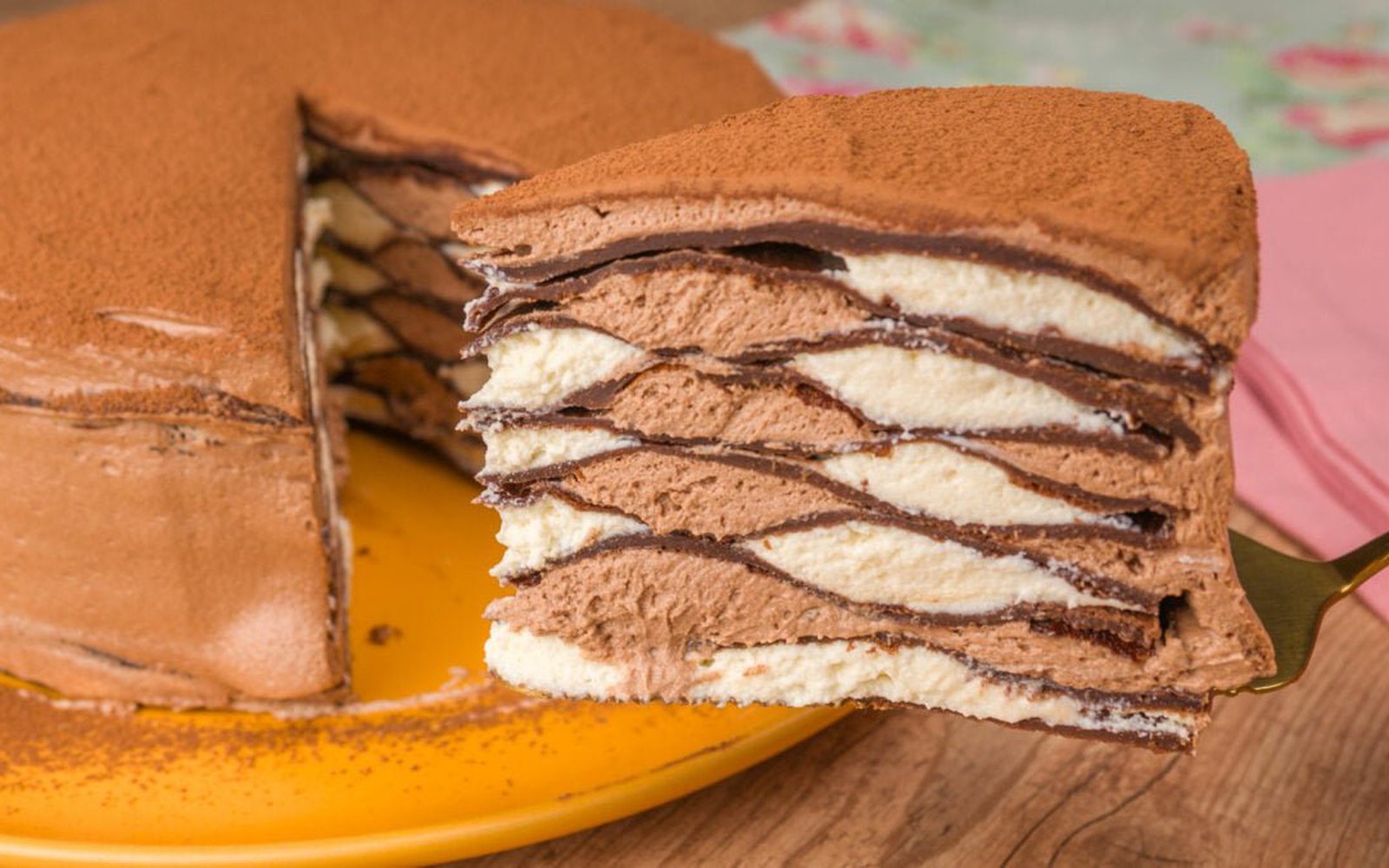 Bolo Crepe de Chocolate