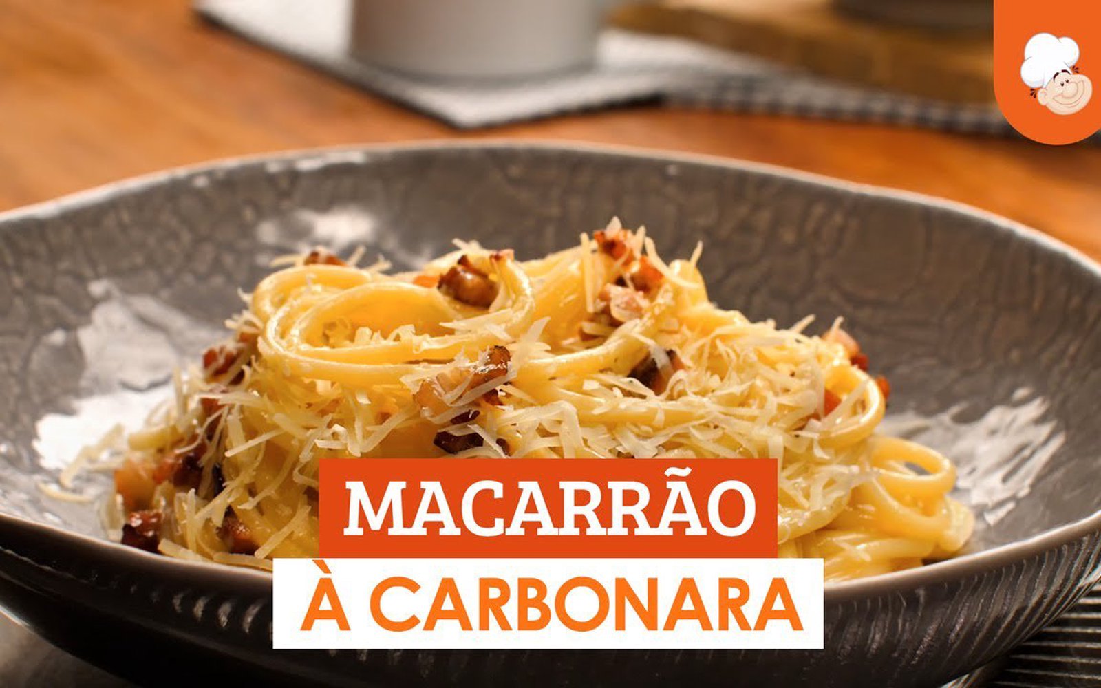 Macarrão à Carbonara