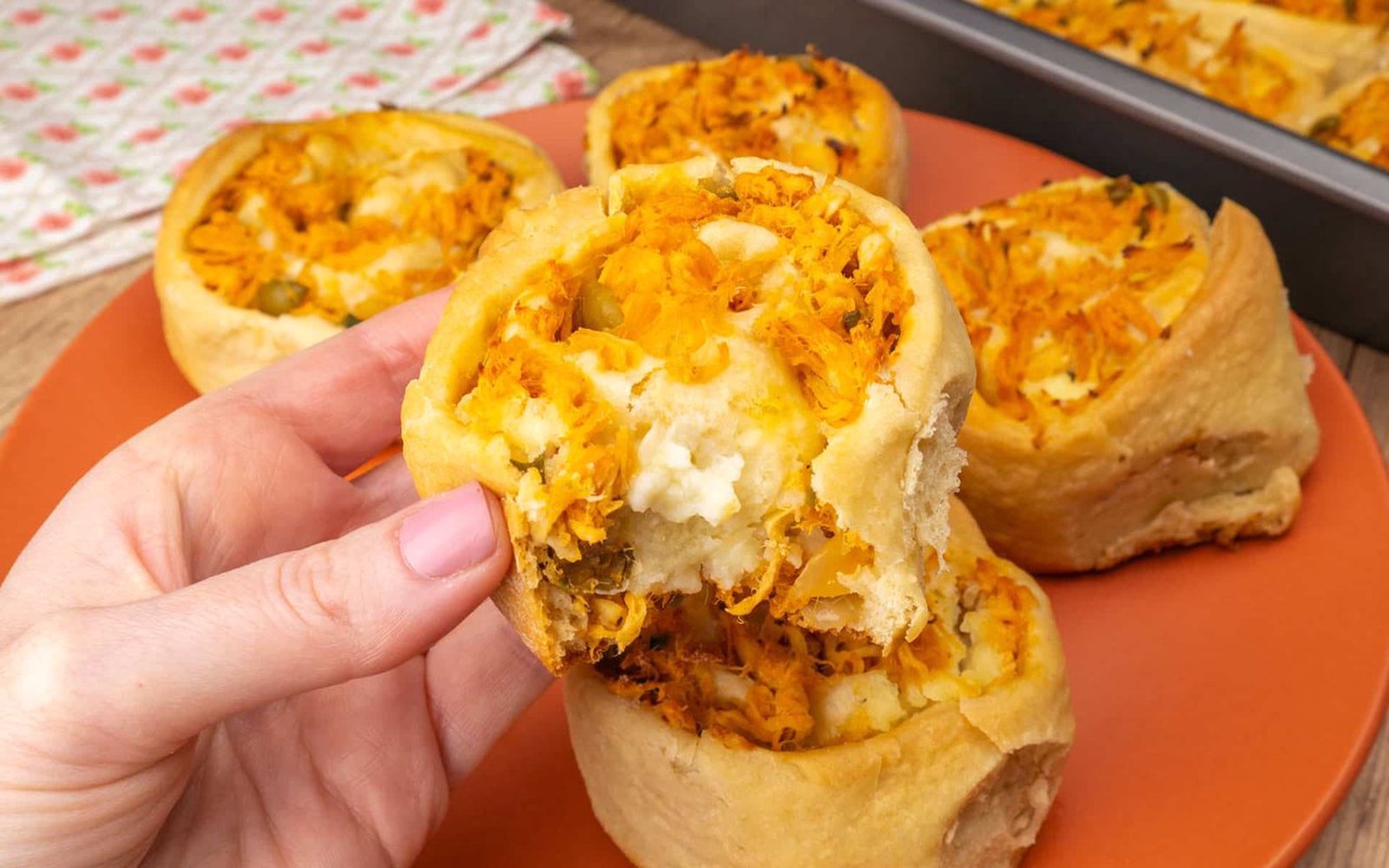 Pão de Frango com Catupiry Enroladinho