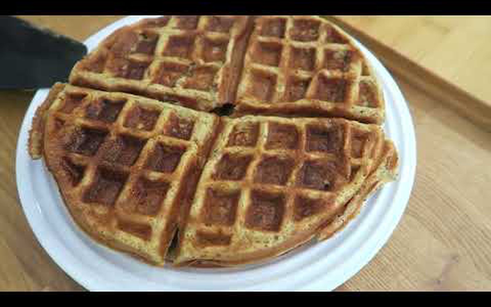 Waffle de Maçã Integral (Rico em Fibras e Sem Farinha)