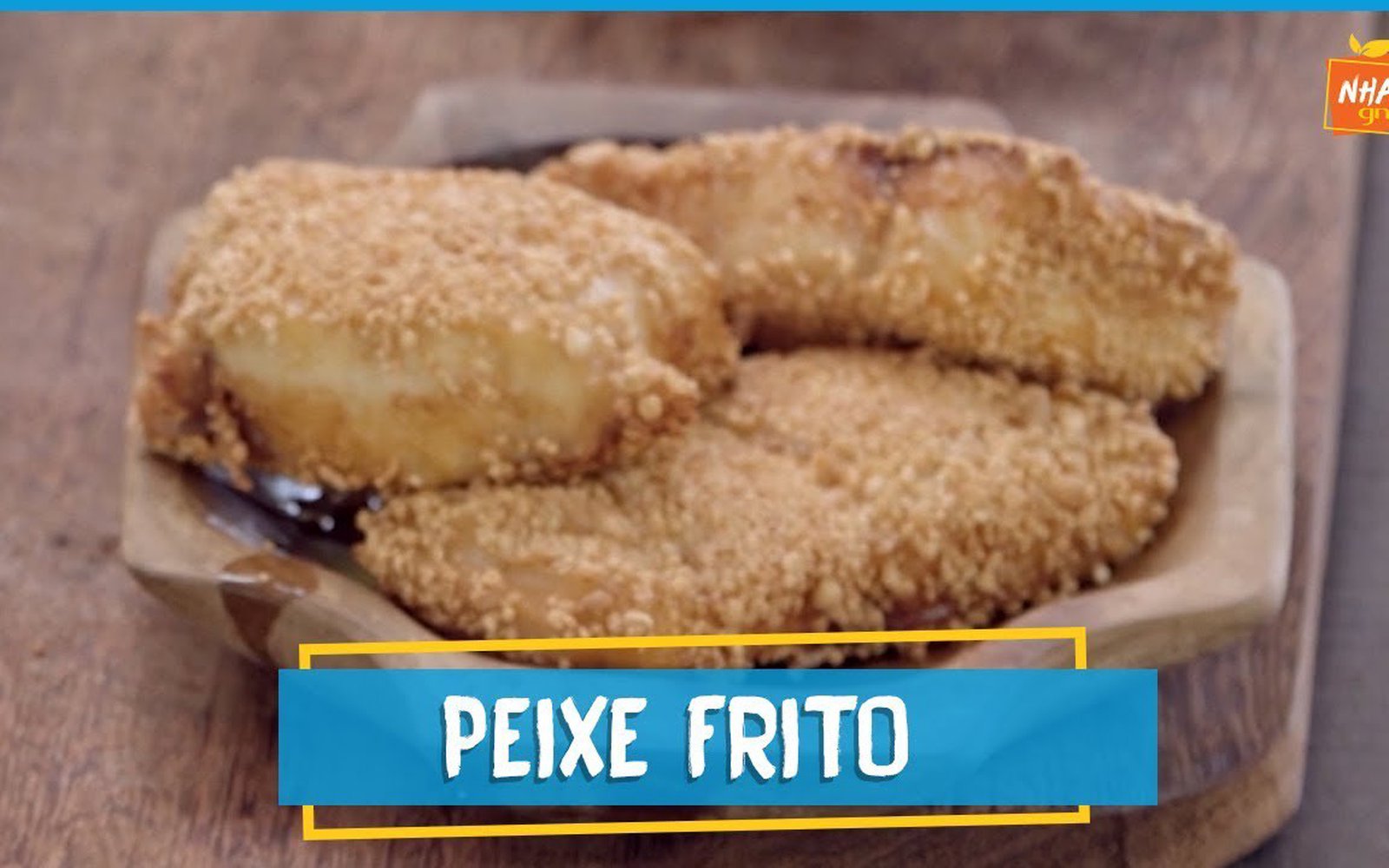 Peixe empanado na farinha d'água