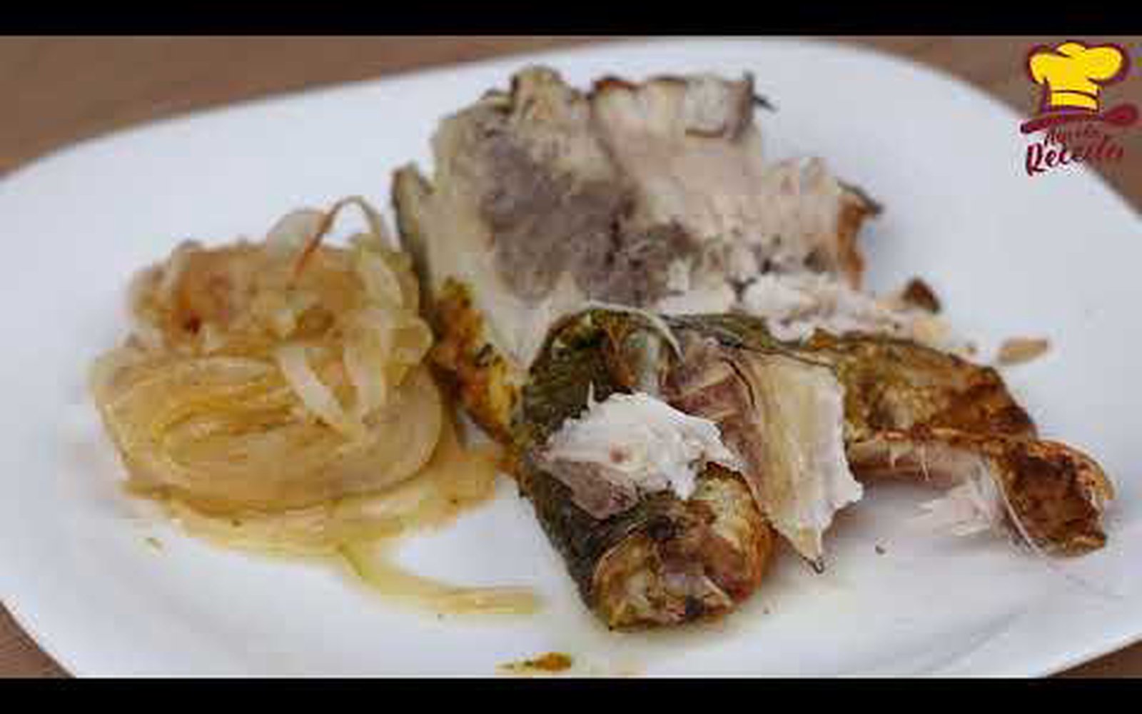 Peixes na Cebola