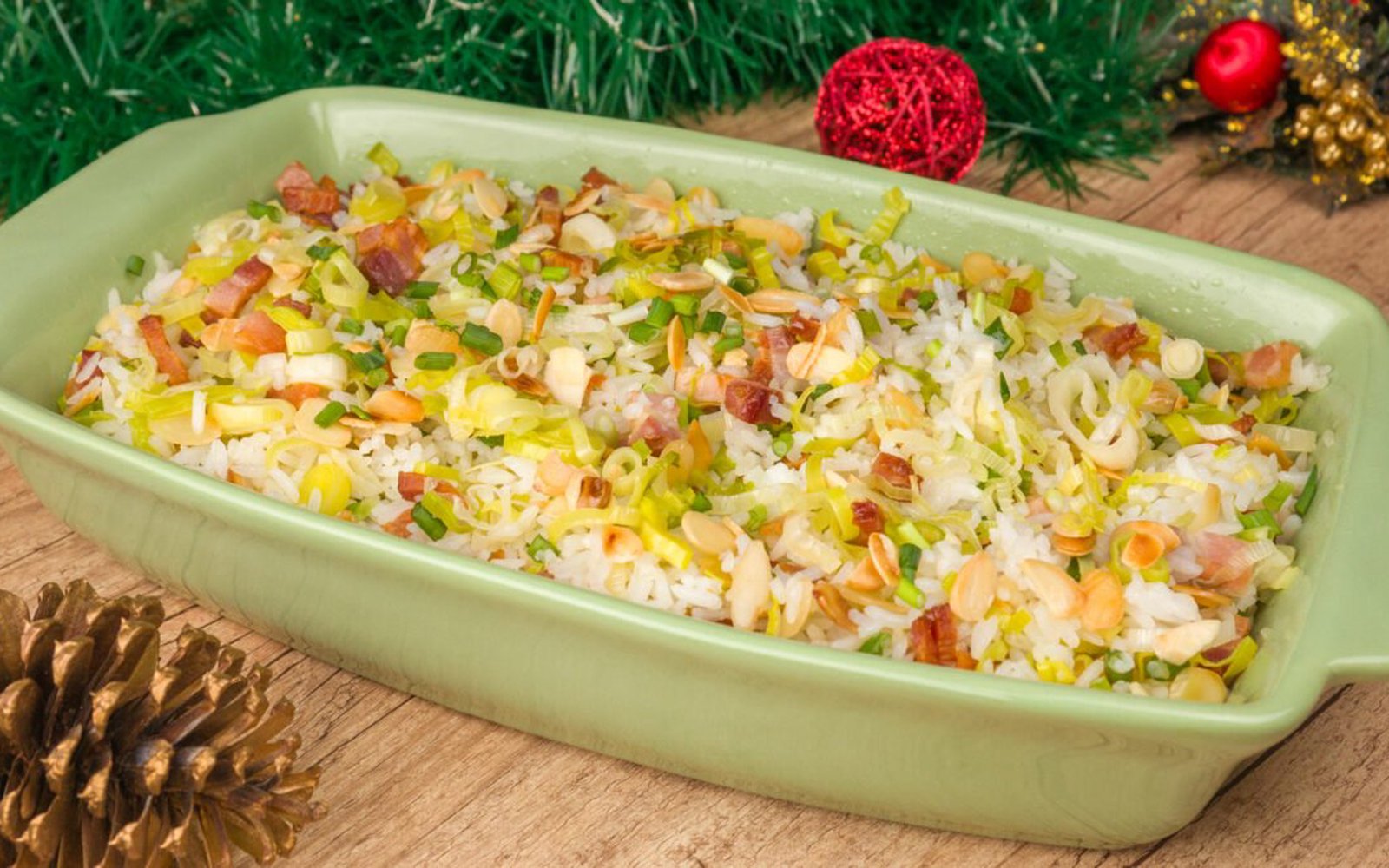 Arroz de Natal com Bacon e Amêndoas