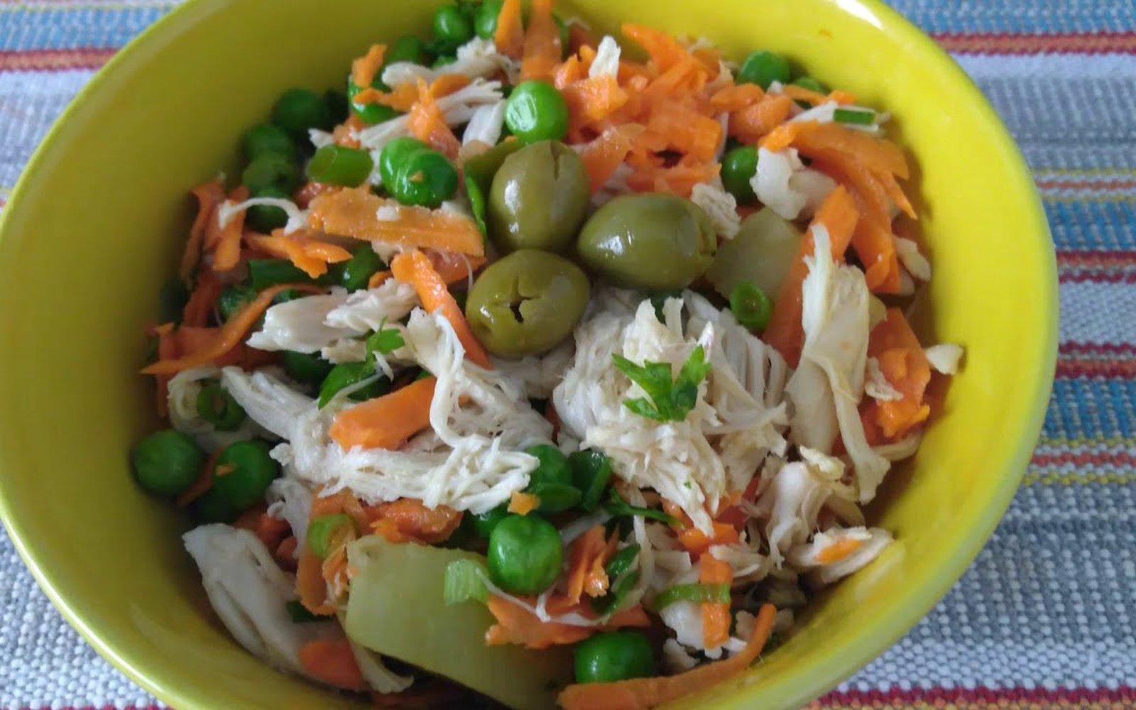 Salada de Frango com Legumes