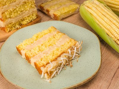 Slice Cake de Milho com Coco
