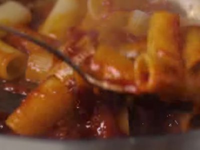 Receita de Macarrão Rigatoni All'arrabiata
