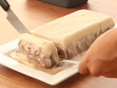 Receita de Sorvete Napolitano Especial - Morango, Nutella e Leite Ninho