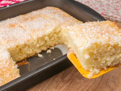 Bolo de Leite de Coco