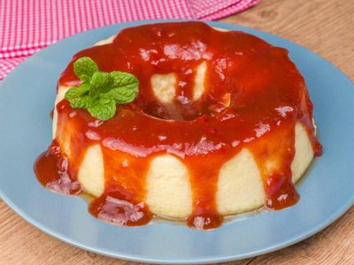 Pudim de Queijo com Goiabada