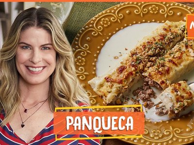 Panqueca Recheada com Carne Moída Gratinada com Molho Branco