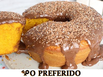 Bolo de Cenoura com Cobertura de Brigadeiro