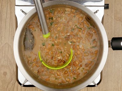 Feijão saboroso, com caldo encorpado e sem desconforto