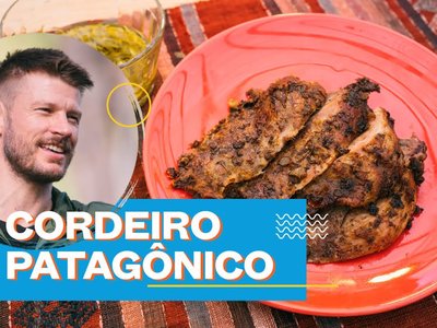 Cordeiro assado com calda de limão