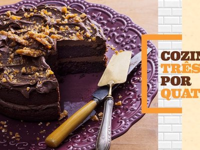 Bolo de Chocolate com Amendoim