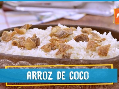 Arroz de coco com torresmo de peixe