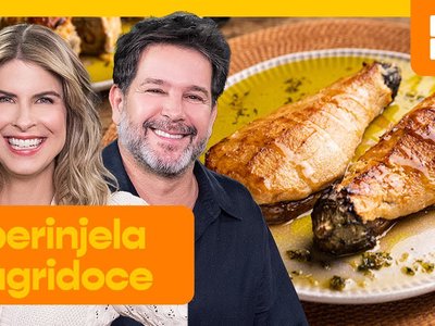 Berinjela assada com molho de tahine e mel