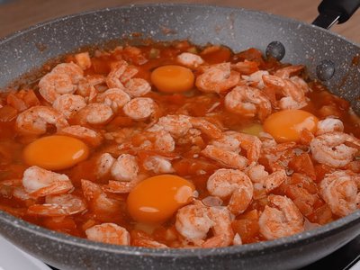 Camarão com Ovos