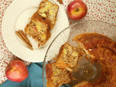 Bolo de Maçã, Aveia e Canela